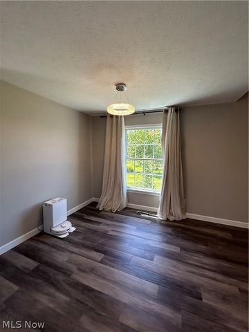 1835 Hickory Lane, Broadview Heights, OH 44147