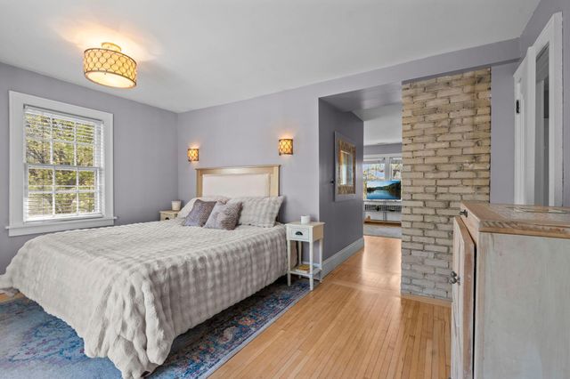 1633 E River Parkway, Minneapolis, MN 55414