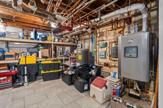 1633 E River Parkway, Minneapolis, MN 55414