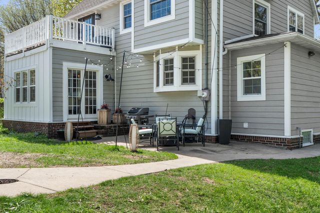 1633 E River Parkway, Minneapolis, MN 55414