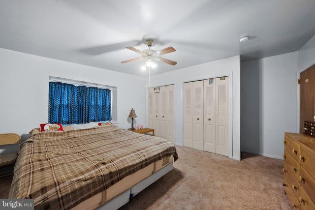 1126 N FRONT ST, Reading, PA 19601