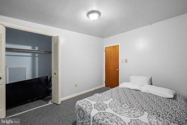 1126 N FRONT ST, Reading, PA 19601