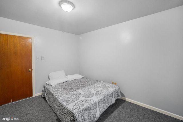 1126 N FRONT ST, Reading, PA 19601
