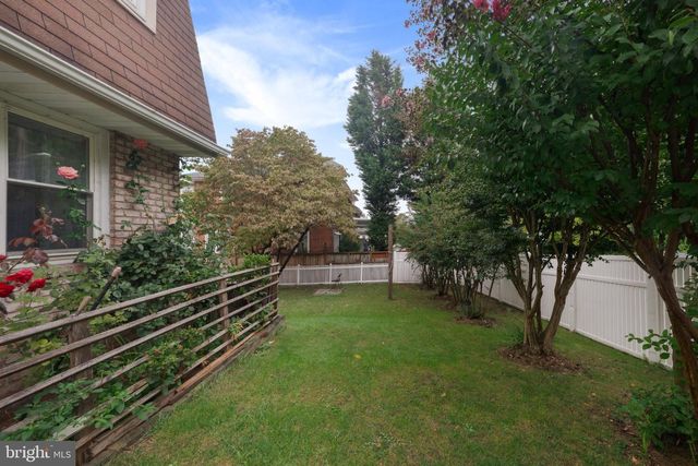 1126 N FRONT ST, Reading, PA 19601
