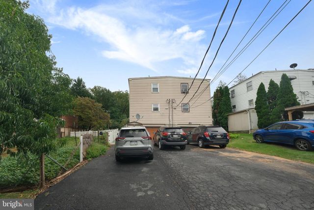 1126 N FRONT ST, Reading, PA 19601