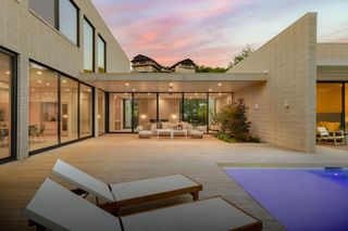 5205 Scenic View DR, Austin, TX 78746
