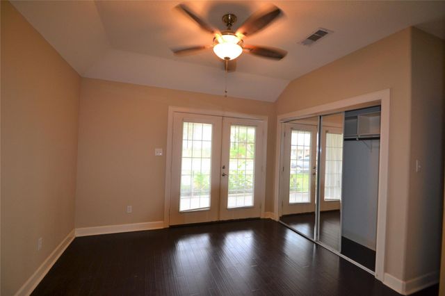 278 Debbie Lane, San Leon, TX 77539