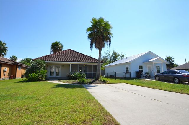 278 Debbie Lane, San Leon, TX 77539