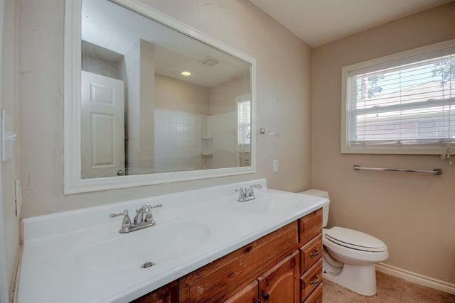 9611 Landry Boulevard, Spring, TX 77379