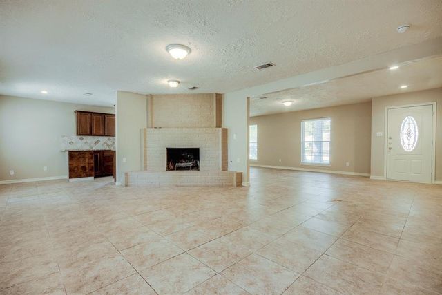 9611 Landry Boulevard, Spring, TX 77379