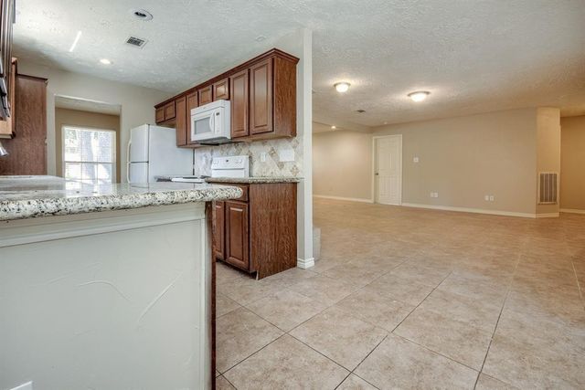 9611 Landry Boulevard, Spring, TX 77379