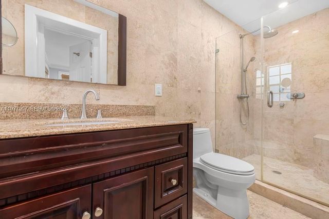 2301 Tequesta Ln, Coconut Grove, FL 33133