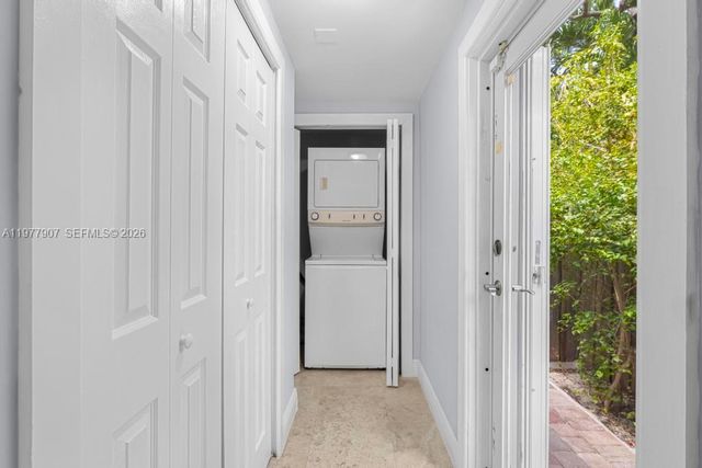 2301 Tequesta Ln, Coconut Grove, FL 33133