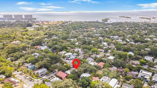 2301 Tequesta Ln, Coconut Grove, FL 33133