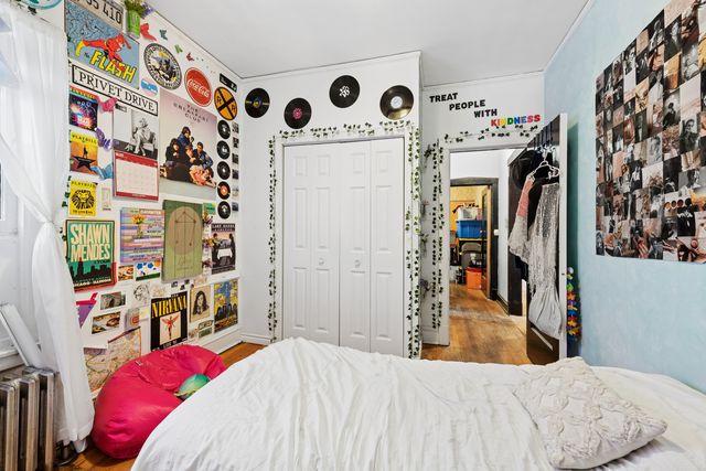 5849 W Eddy Street, Chicago, IL 60634