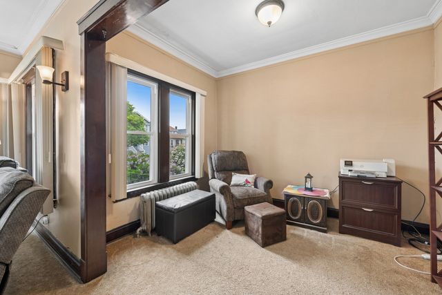5849 W Eddy Street, Chicago, IL 60634