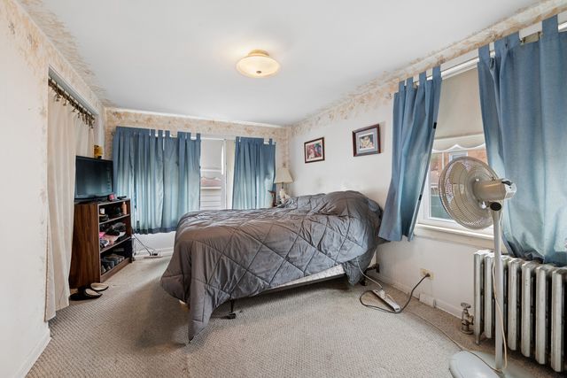 5849 W Eddy Street, Chicago, IL 60634