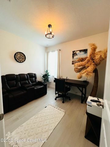 2106 Watkins Road SE, Melbourne, FL 32909