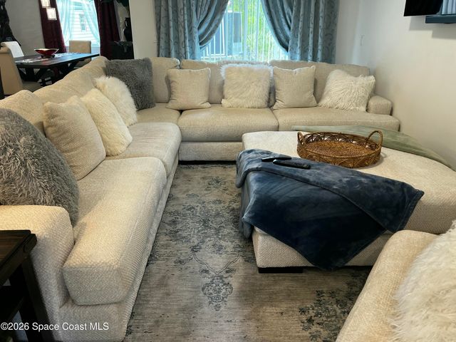 2106 Watkins Road SE, Melbourne, FL 32909