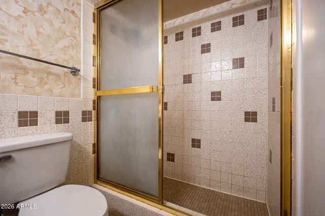 2569 W Berridge Lane D-115, Phoenix, AZ 85017