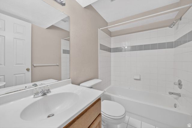 1561 E AMBLEWOOD LN, Millcreek, UT 84124