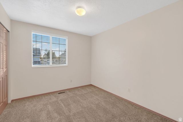 1561 E AMBLEWOOD LN, Millcreek, UT 84124