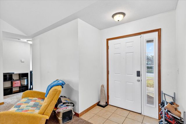 2320 S Mesa Drive, Bolivar, MO 65613