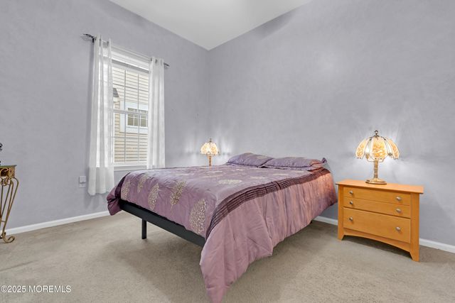 65 Spyglass Drive, Jackson, NJ 08527