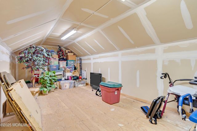 65 Spyglass Drive, Jackson, NJ 08527