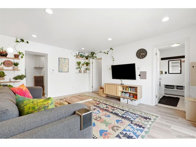 814 Fox St, Denver, CO 80204