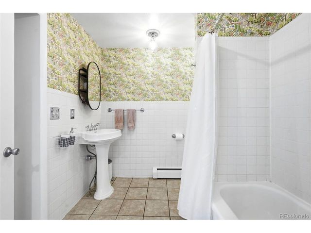 814 Fox St, Denver, CO 80204
