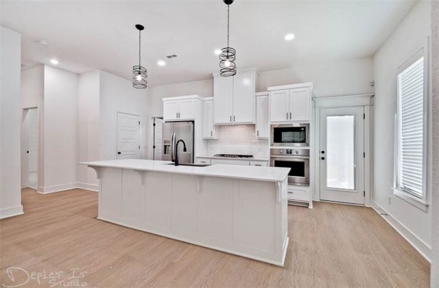 6207 SW Luster Road, Bentonville, AR 72713