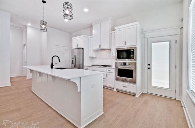 6207 SW Luster Road, Bentonville, AR 72713