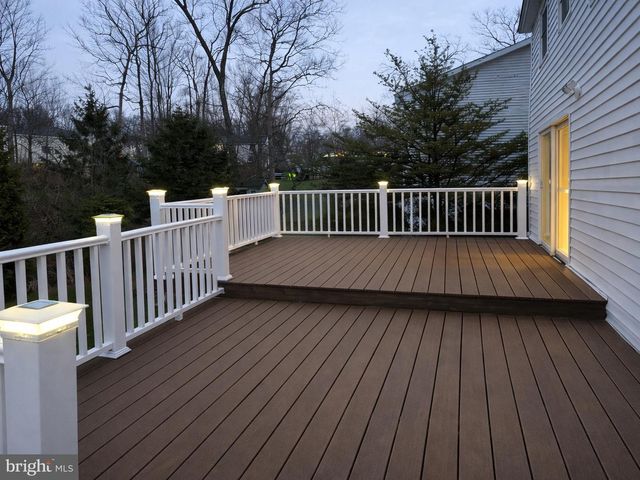 7 RIDGE RD, Malvern, PA 19355