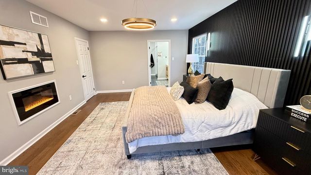 7 RIDGE RD, Malvern, PA 19355