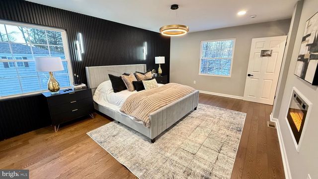 7 RIDGE RD, Malvern, PA 19355