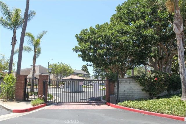 2323 Huntington Street 701, Huntington Beach, CA 92648