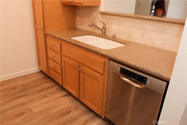 2323 Huntington Street 701, Huntington Beach, CA 92648
