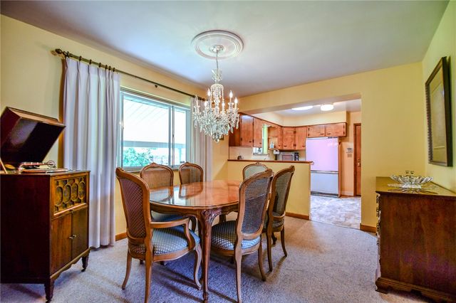 1404 Pinecrest Drive, Dayton, OH 45414