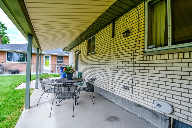 1404 Pinecrest Drive, Dayton, OH 45414