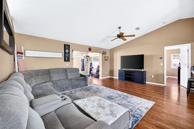 7426 BENT OAK DRIVE, Port Richey, FL 34668