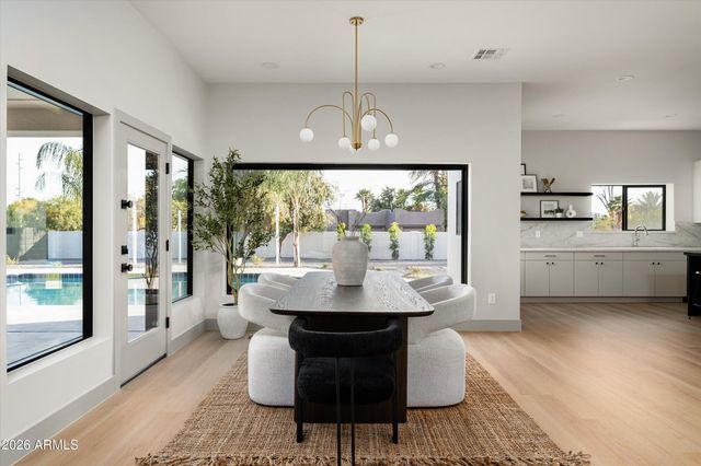 7121 E LARKSPUR Drive, Scottsdale, AZ 85254
