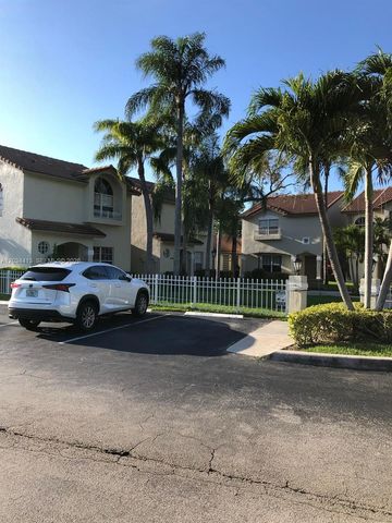 10813 NW 3rd Ct 2L, Pembroke Pines, FL 33026