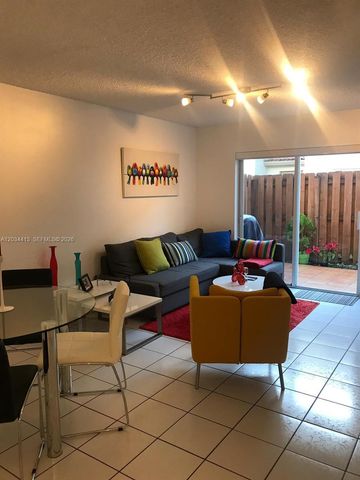 10813 NW 3rd Ct 2L, Pembroke Pines, FL 33026