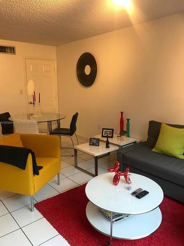 10813 NW 3rd Ct 2L, Pembroke Pines, FL 33026