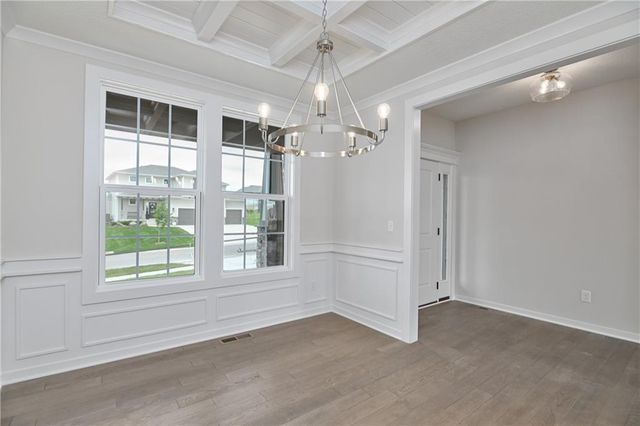 24624 W 60th Terrace, Shawnee, KS 66226