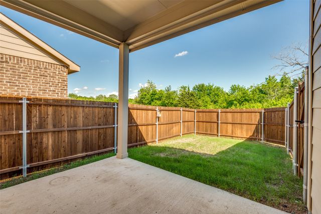2925 S Griffin Lane, Forney, TX 75126