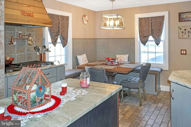 34 N MAIN STREET, Allentown, NJ 08501