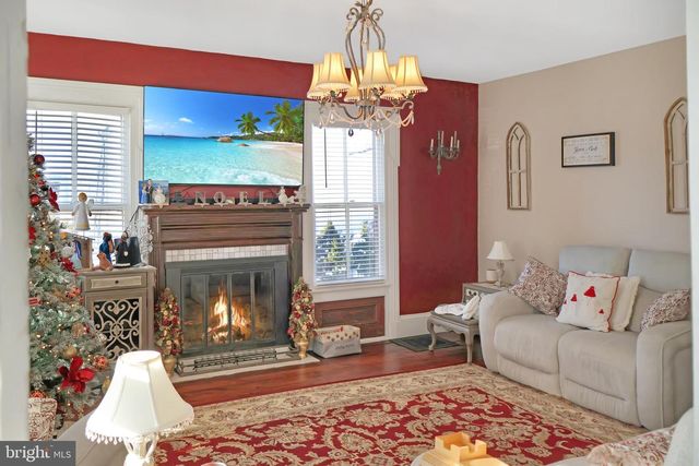 34 N MAIN STREET, Allentown, NJ 08501