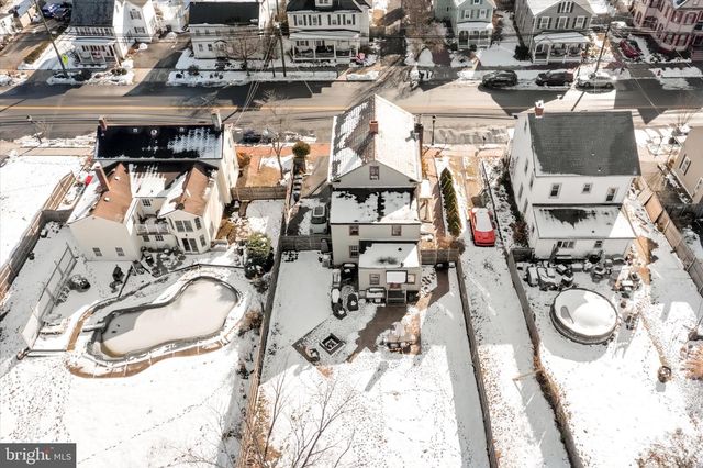 34 N MAIN STREET, Allentown, NJ 08501